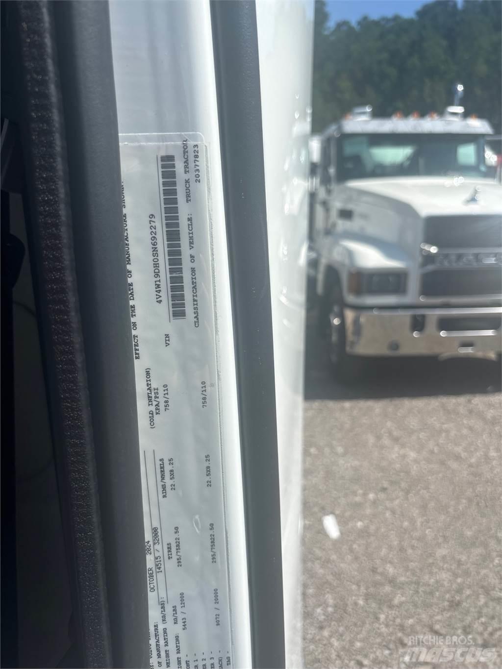 Volvo VNR42T300 Vilcēji