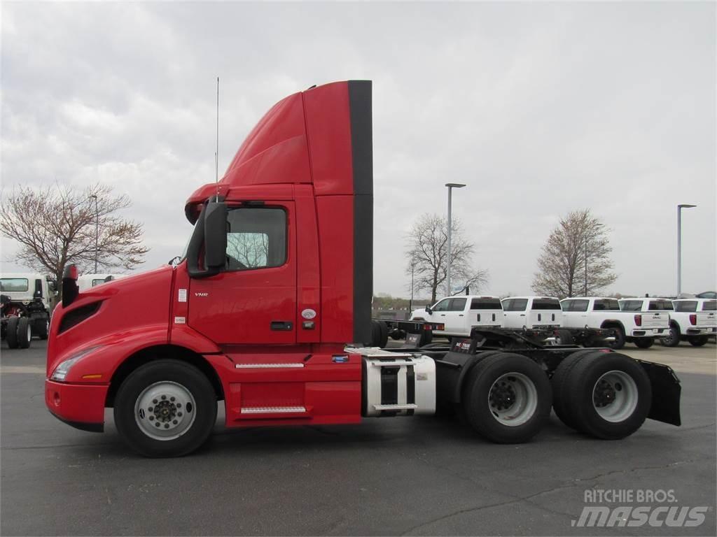 Volvo VNR64T300 Vilcēji