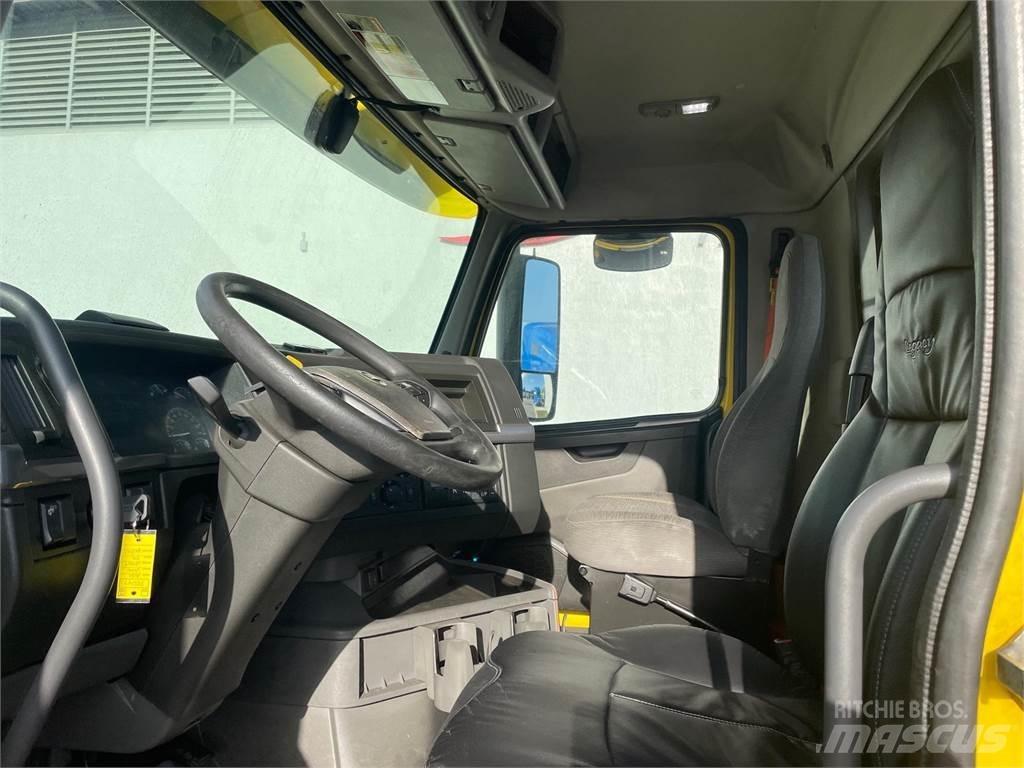 Volvo VNR64T300 Vilcēji