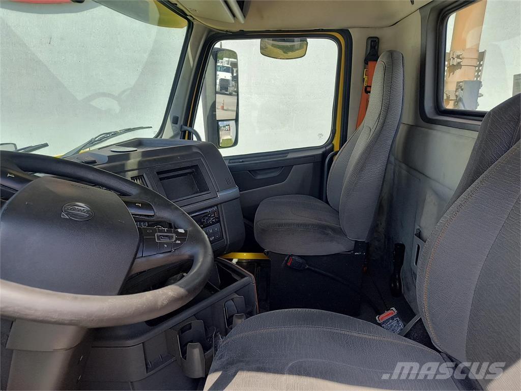 Volvo VNR64T300 Vilcēji