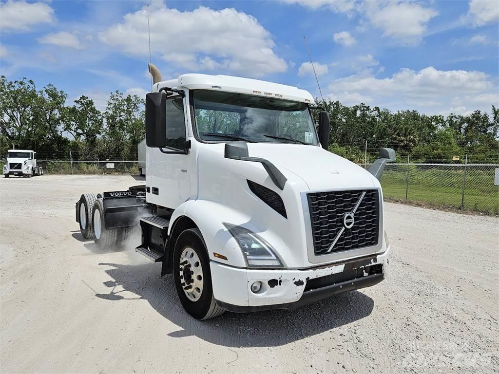 Volvo VNR64T300 Vilcēji