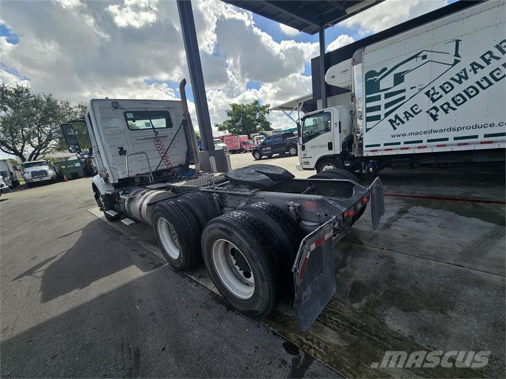 Volvo VNR64T300 Vilcēji