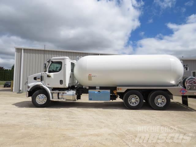 Western Star 47X Vilcēji