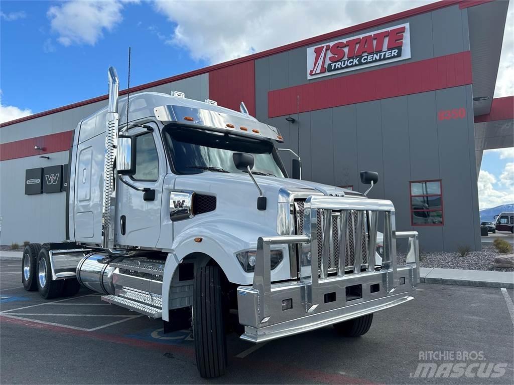 Western Star 49X Vilcēji