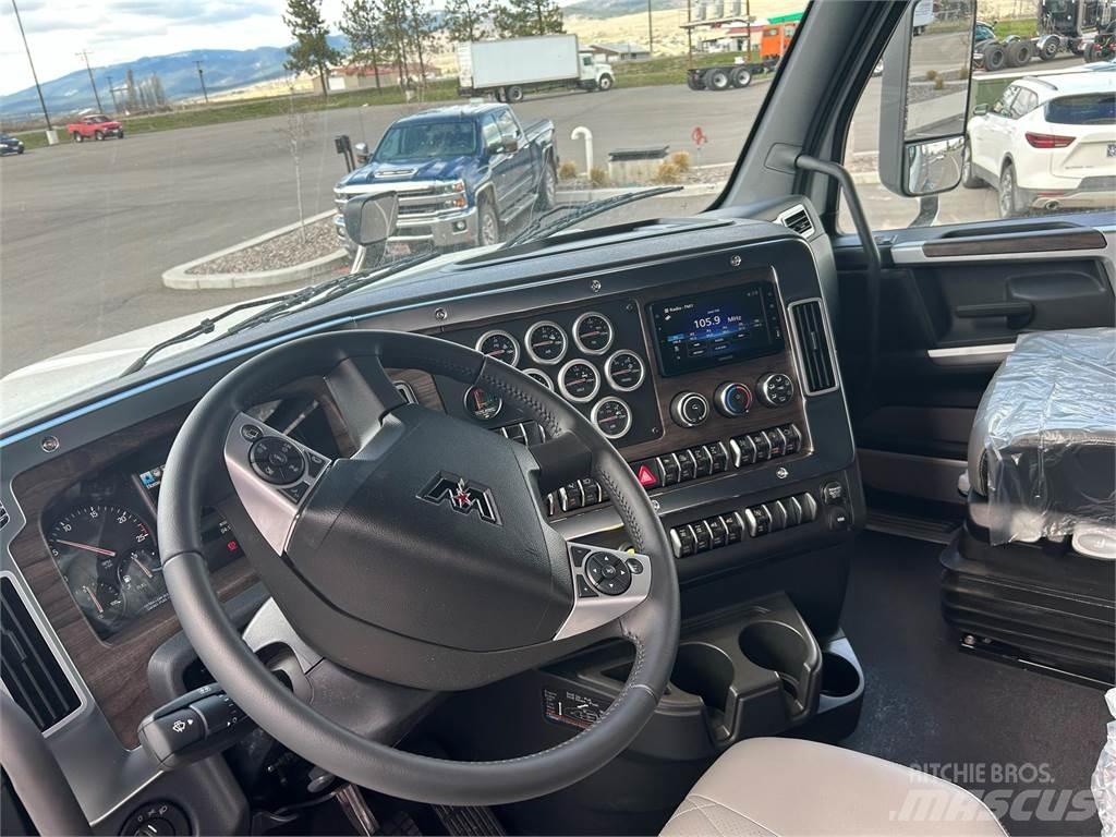 Western Star 49X Vilcēji