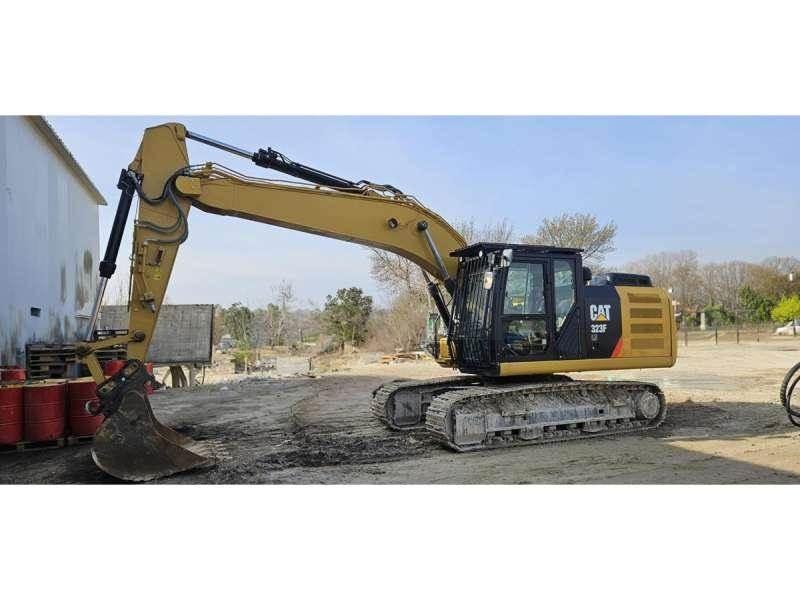 CAT 323F Kāpurķēžu ekskavatori