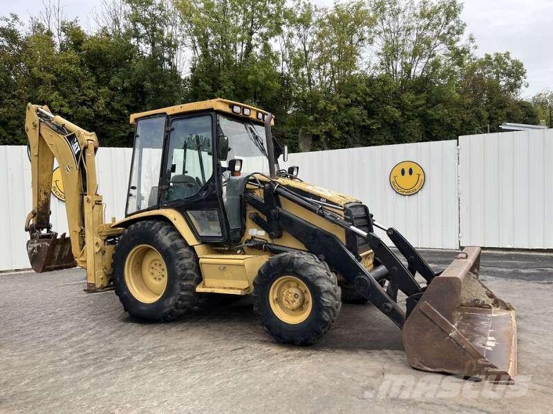 CAT 428C Ekskavatori-iekrāvēji