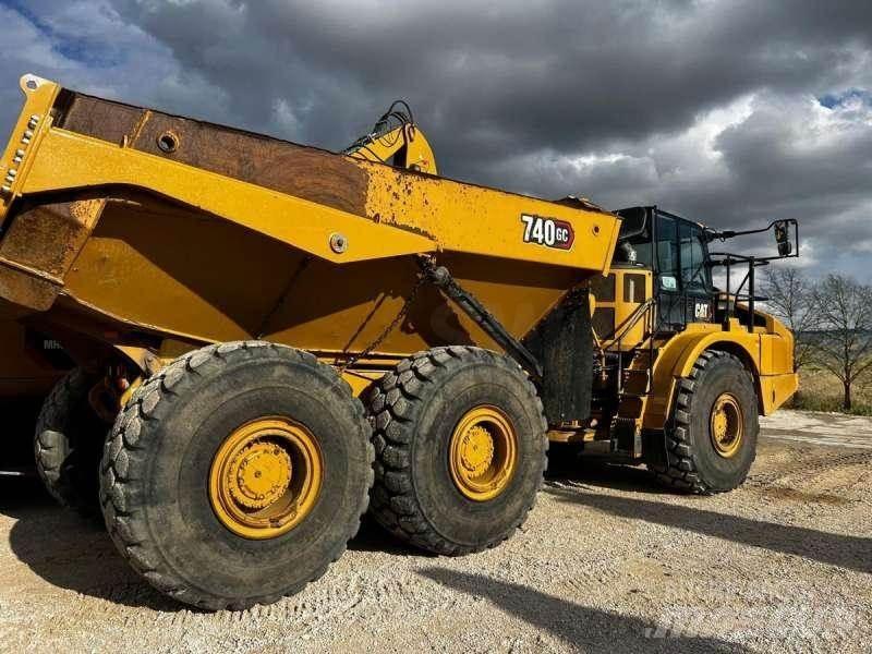CAT 740GC Artikulētie pašizgāzēji
