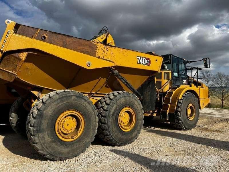 CAT 740GC Artikulētie pašizgāzēji