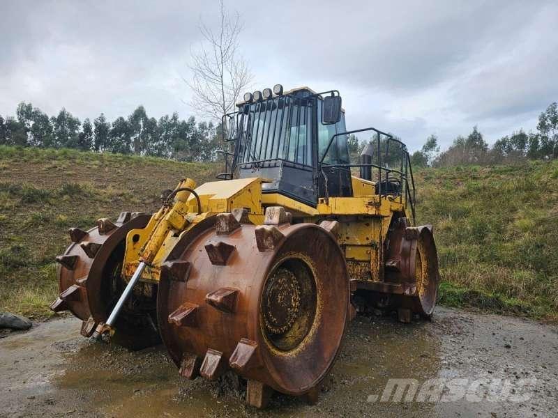 CAT 826GII Augsnes blīvētāji
