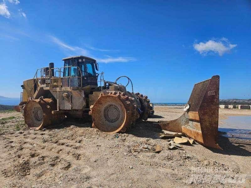 CAT 836H Augsnes blīvētāji