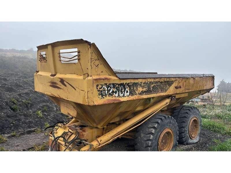 CAT D250B Pašizgāzējs