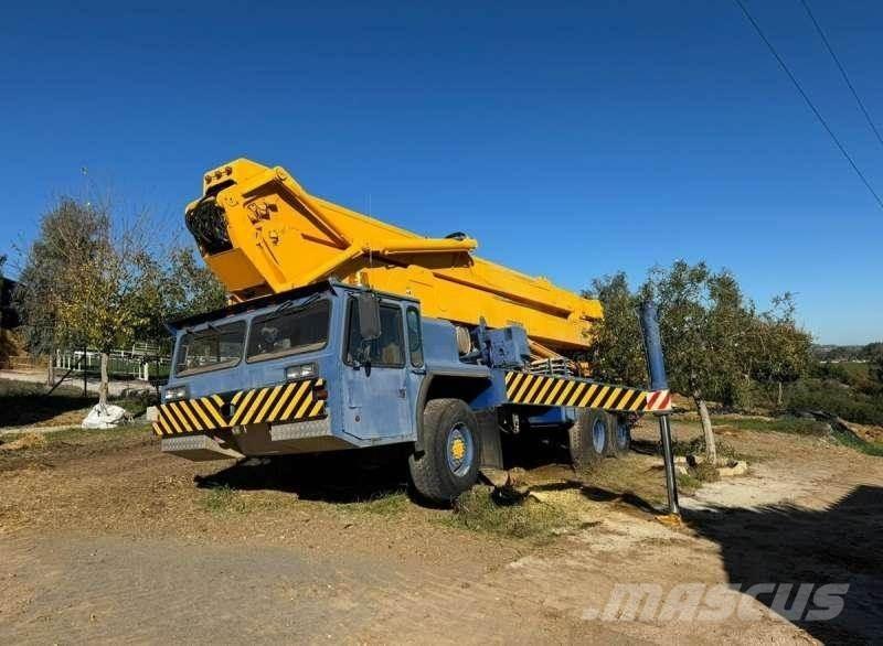 Condor 125/S Visurgājēji celtņi