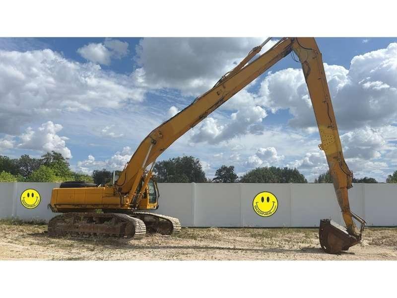 Doosan 520 Ekskavatori tālās sniedzamības darbiem