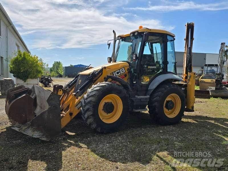 JCB 4CXAEC Ekskavatori-iekrāvēji