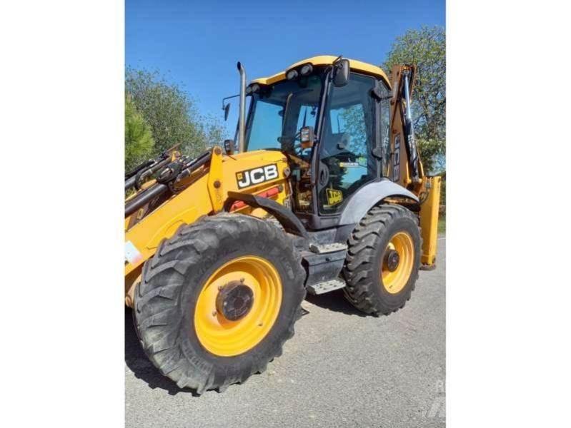 JCB 4CXAEC Ekskavatori-iekrāvēji