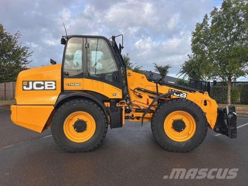 JCB TM320 Teleskopiskie manipulatori