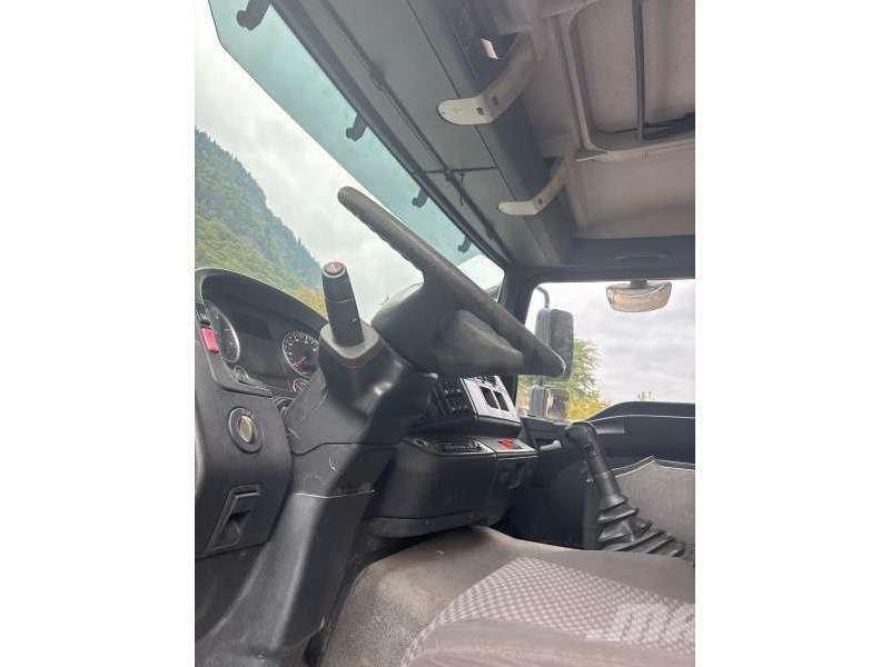 MAN 26/440 Pašizgāzējs