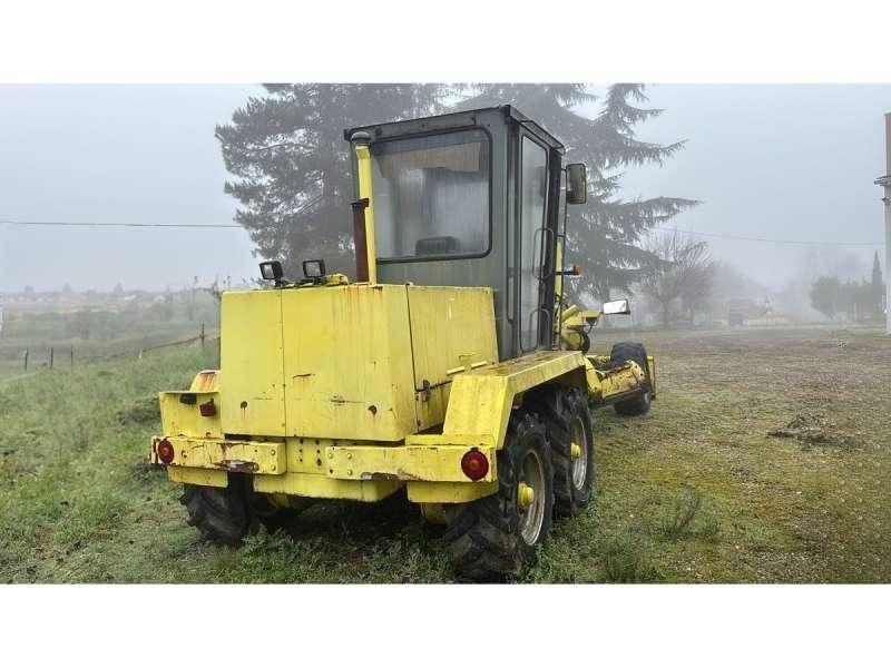 O&K F106A Greideri
