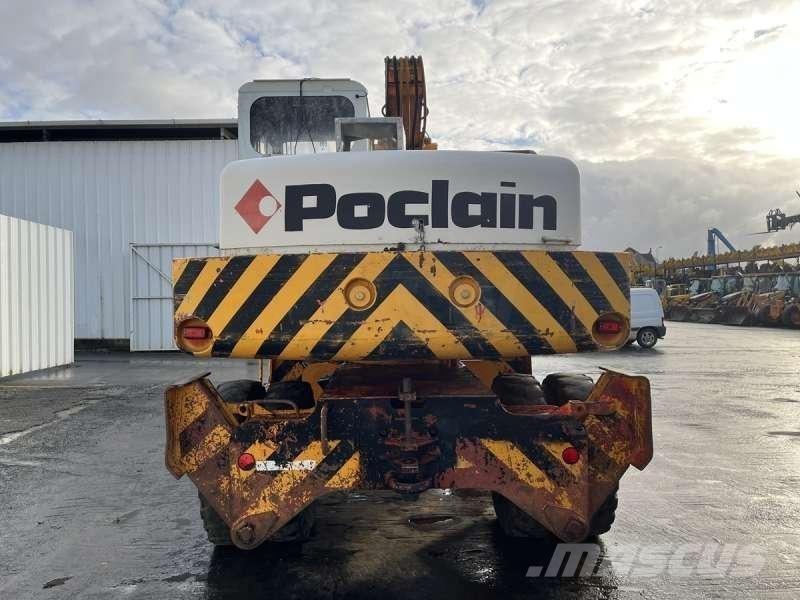 Poclain P60 Ekskavatori uz riteņiem