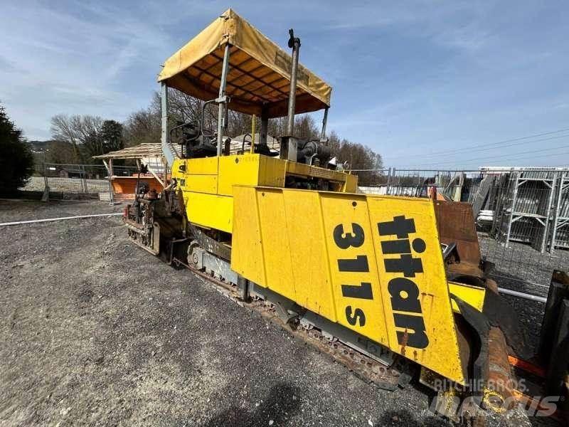 Titan 311S Asfalta klājēji