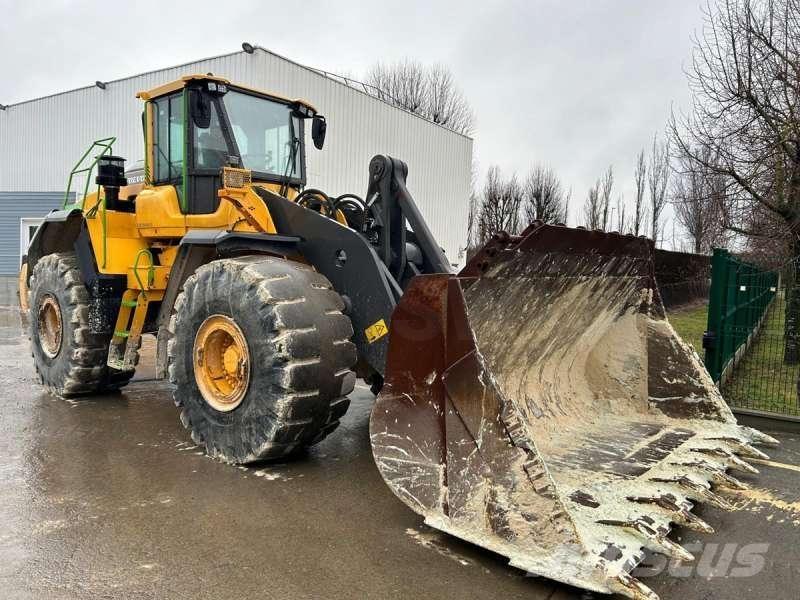 Volvo L220H Iekrāvēji uz riteņiem