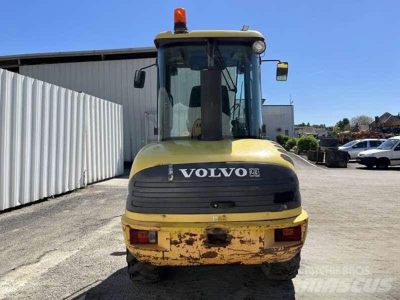 Volvo L30B-Z Mini iekrāvēji