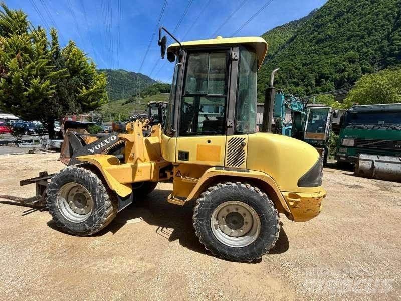 Volvo L30Z Mini iekrāvēji