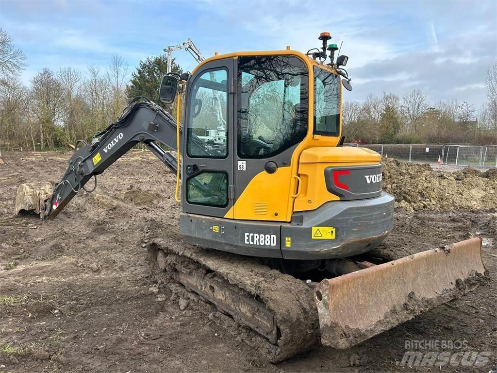 Volvo ECR88D Kāpurķēžu ekskavatori