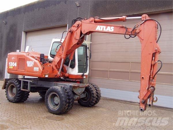 Atlas 1304M Ekskavatori uz riteņiem