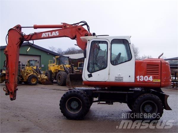 Atlas 1304M Ekskavatori uz riteņiem