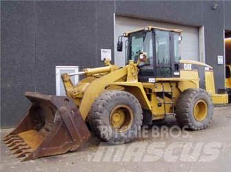 CAT 938G Iekrāvēji uz riteņiem