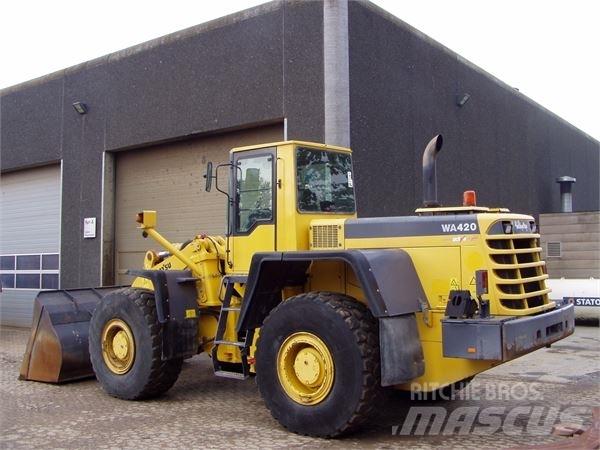 Komatsu WA420-3H Iekrāvēji uz riteņiem
