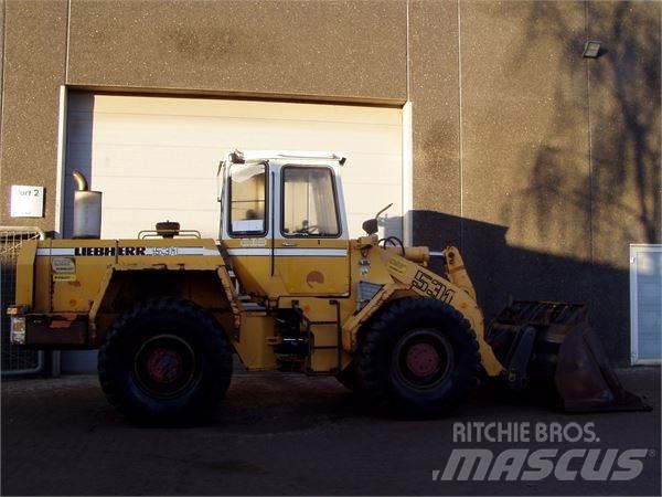 Liebherr 531 Iekrāvēji uz riteņiem