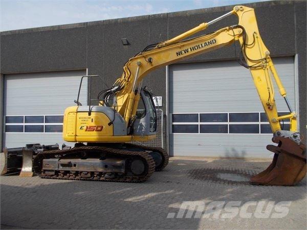 New Holland E150 Kāpurķēžu ekskavatori