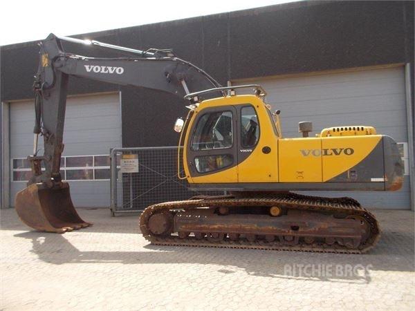 Volvo EC210LC Kāpurķēžu ekskavatori
