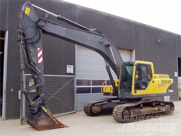 Volvo EC240BNLC Kāpurķēžu ekskavatori