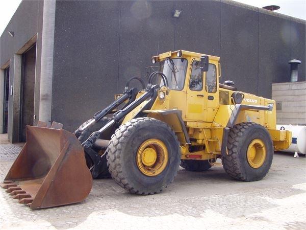 Volvo L120 Iekrāvēji uz riteņiem