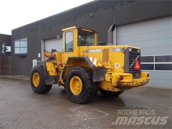 Volvo L120D Iekrāvēji uz riteņiem