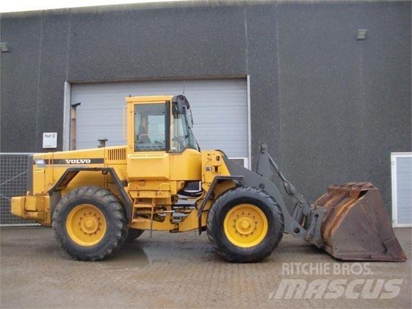 Volvo L90C Iekrāvēji uz riteņiem
