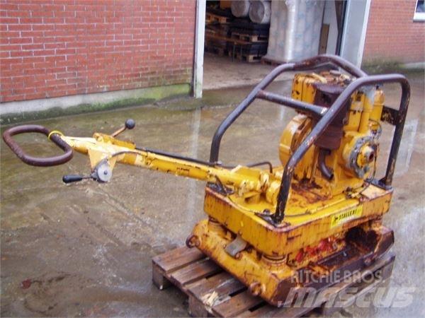 Weber 6011 Citi veltņi