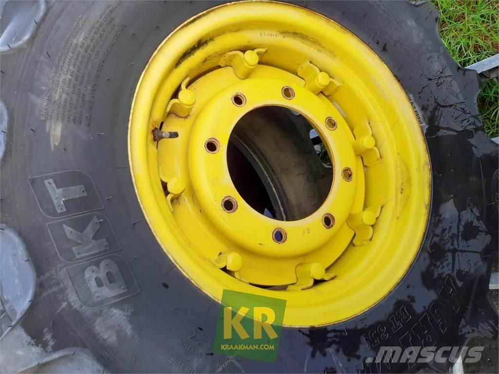 BKT 320/85R20 855 Riepas, riteņi un diski