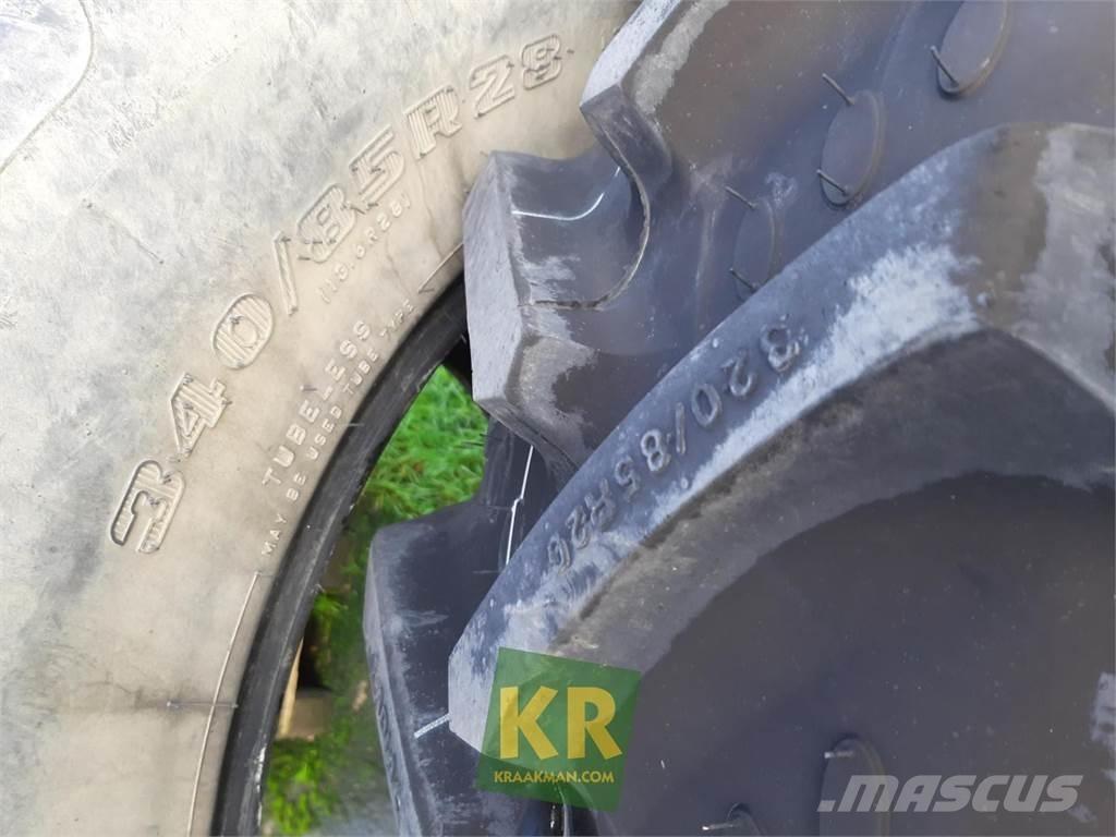 BKT 320/85R20 855 Riepas, riteņi un diski