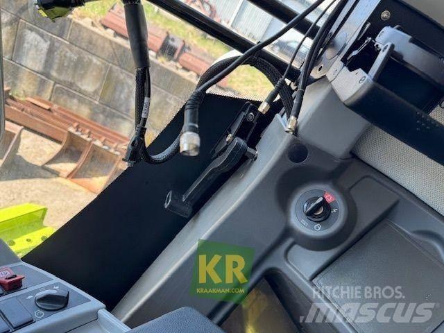 CLAAS LEXION 750 Ražas novākšanas kombaini