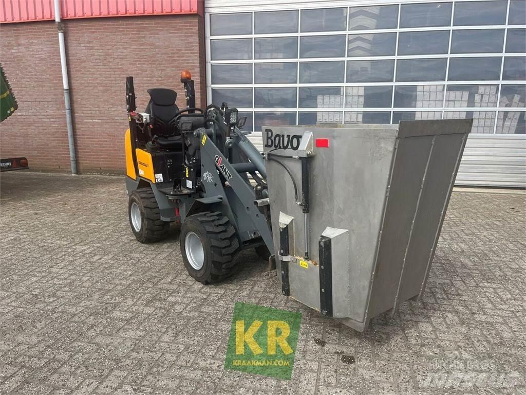 GiANT D332 Frontālie iekrāvēji un ekskavatori