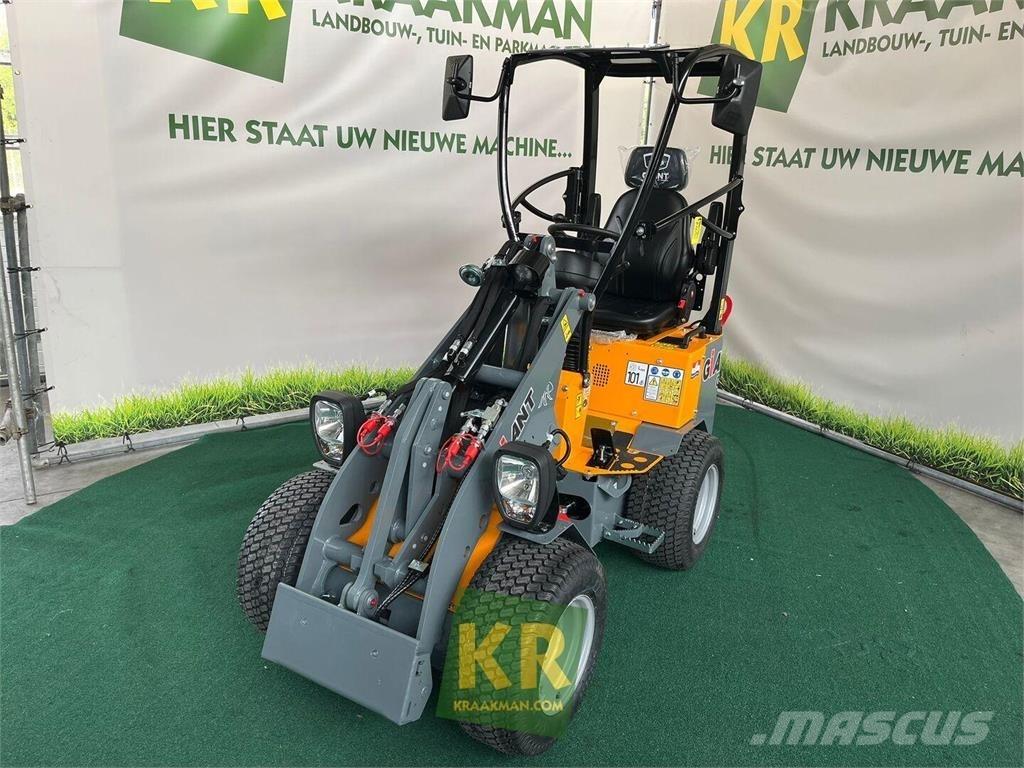 GiANT G1200 Frontālie iekrāvēji un ekskavatori