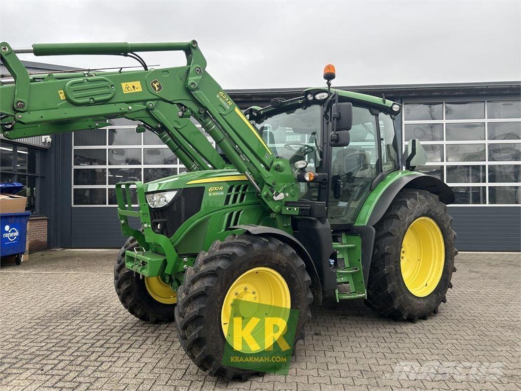 John Deere 6110R Traktori