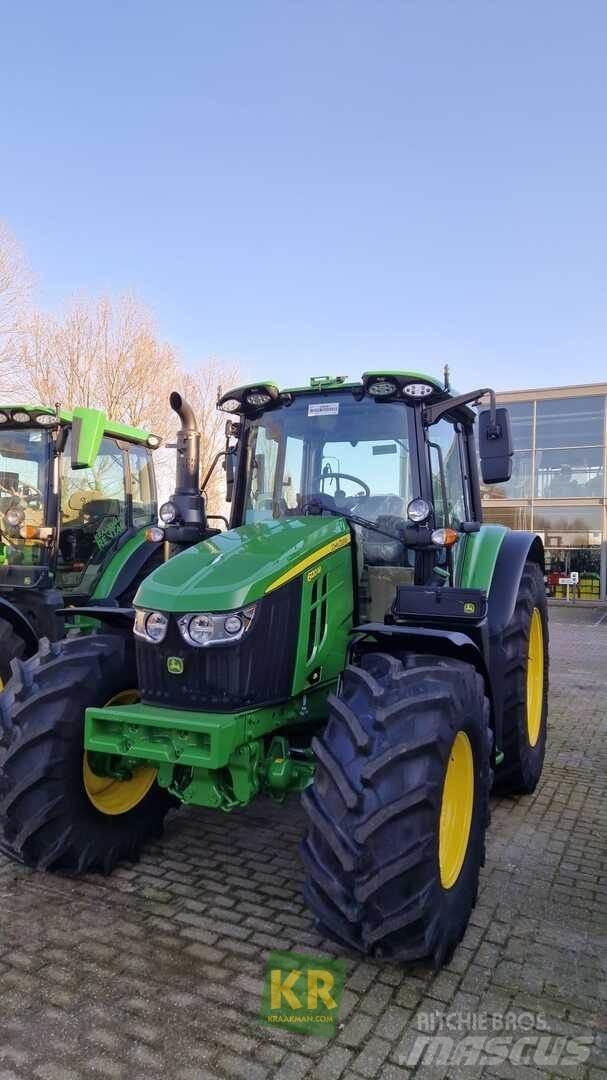 John Deere 6120M Traktori