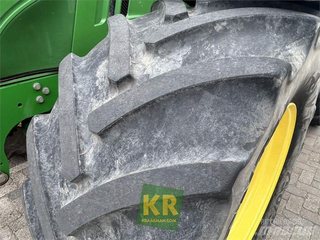 John Deere 6210R Traktori
