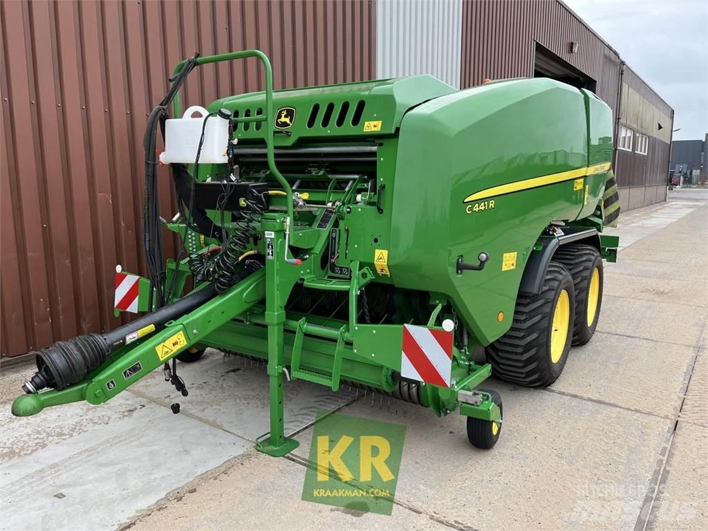 John Deere C441R Rituļu preses